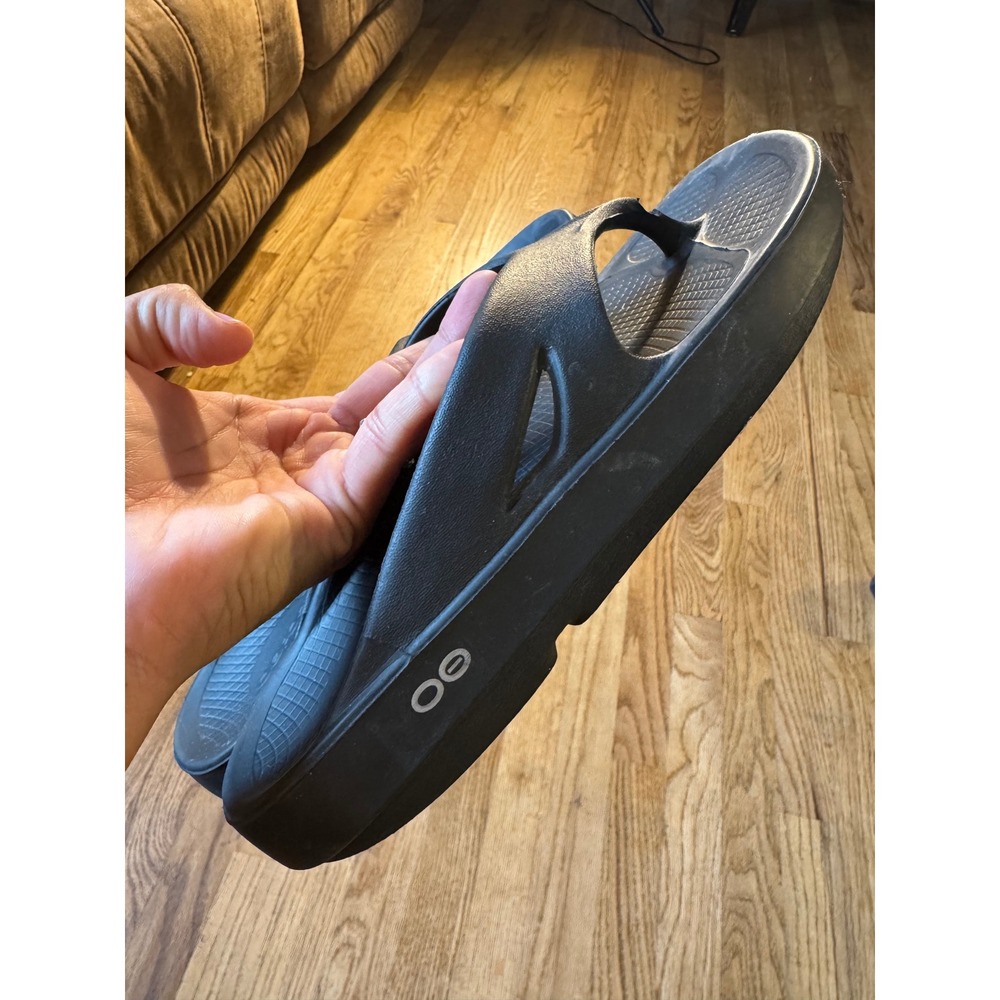 Oofos OOriginal Recovery Sandals Black Mens 10 Womens 12 Thong Flip Flops